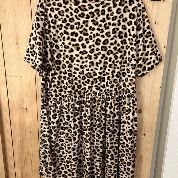 EUC 2X Jodifl Leopard Print Dress - Picture 3 of 3